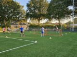 Voetvolleytoernooitje S.K.N.W.K. JO19-1 tijdens de training (17/26)